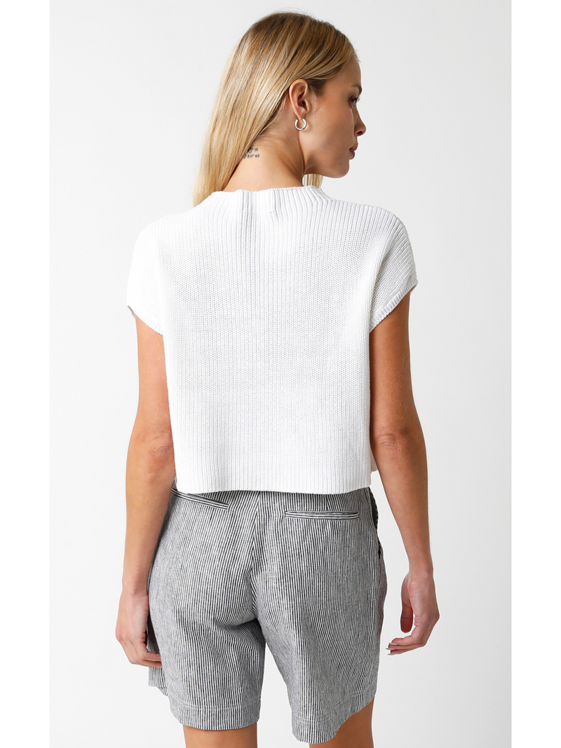 Pocket Front Sleeveless Sweater top