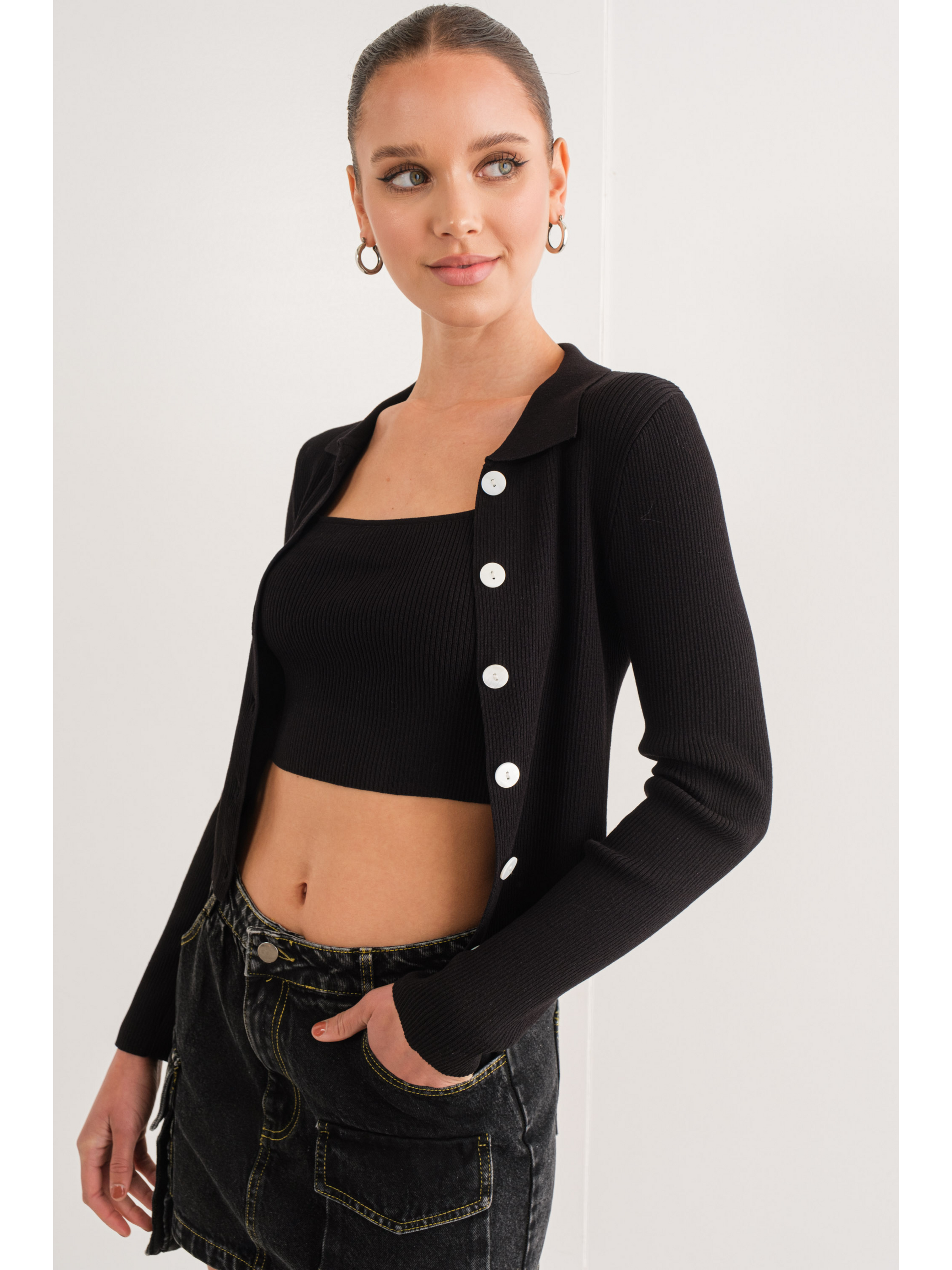 Cropped 2025 black cardigan